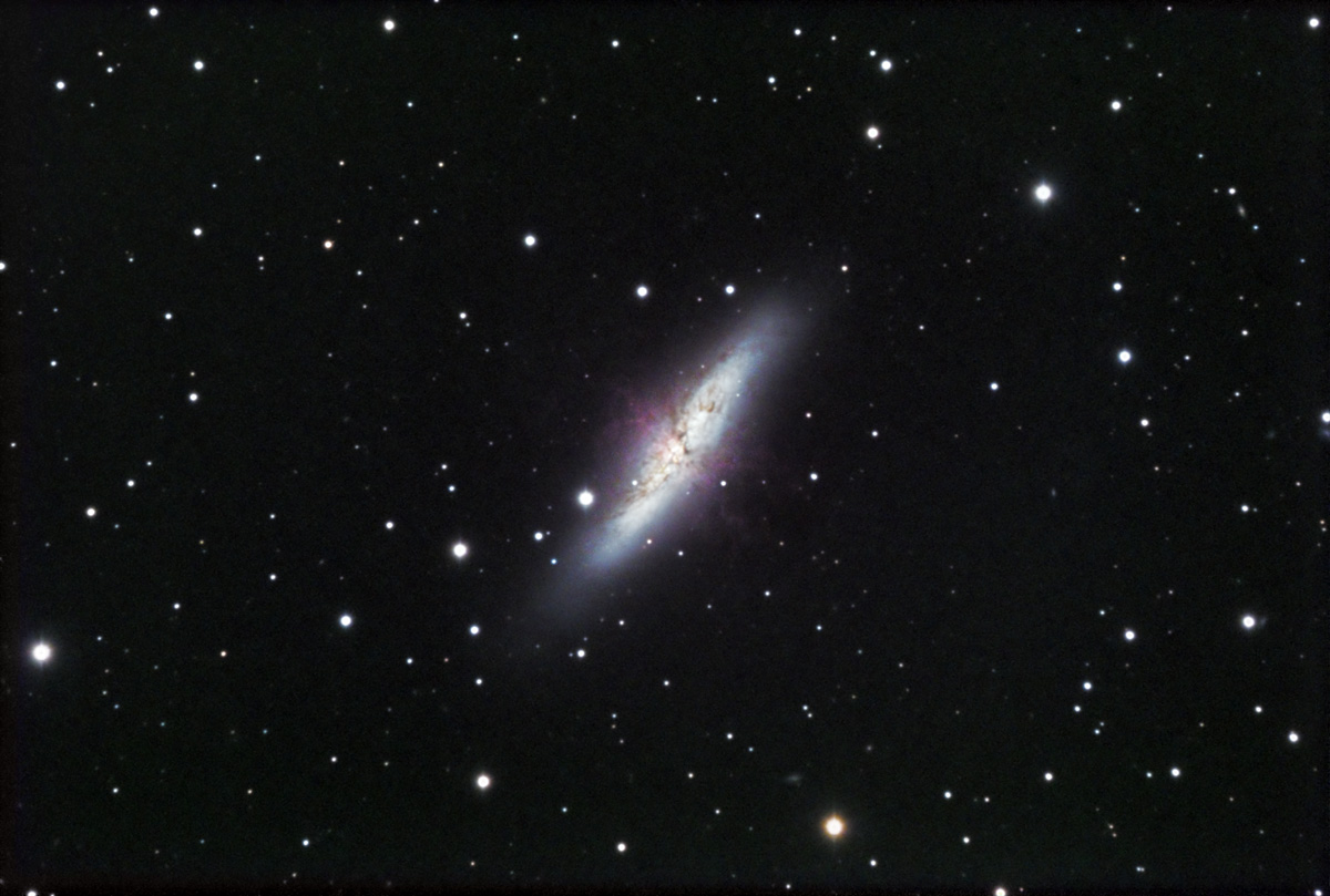 M 82
