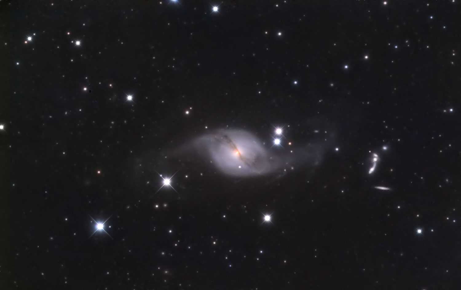NGC 3718